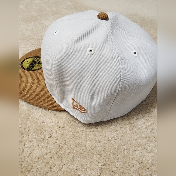 Exclusive Detroit Tigers Corduroy 59FIFTY Fitted Hat 1984 WS Side Patch 7 3/4 - Picture 5 of 5